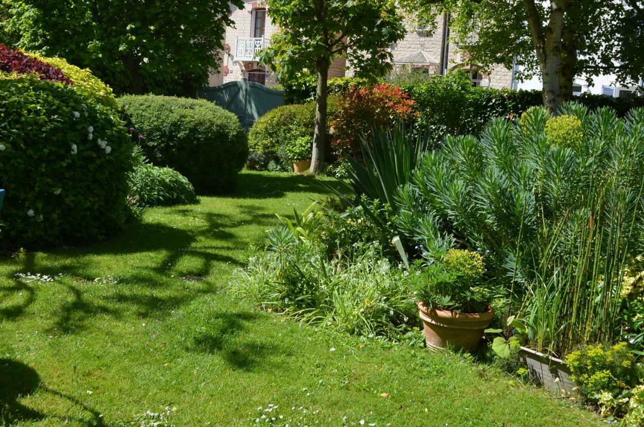 Chambre D'Hotes El Vigot Plaza Caen Bagian luar foto